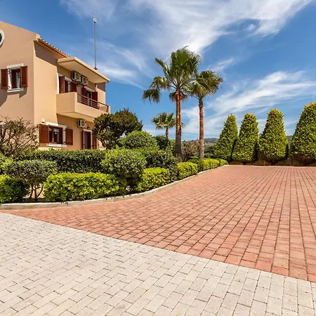 Gold Crest Home In Drapanias Beach, Nopigia Kíssamos Exterior foto
