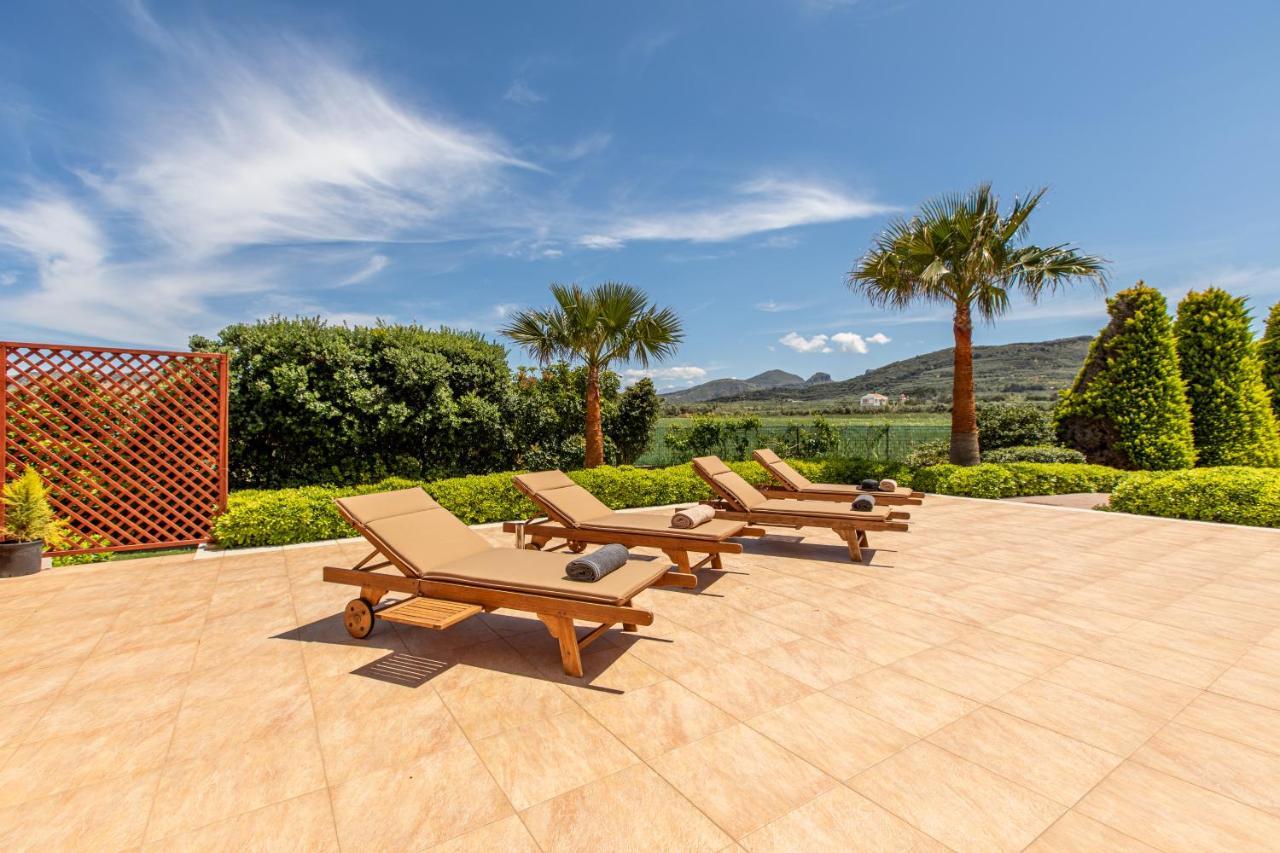 Gold Crest In Drapanias Beach, Nopigia Villa