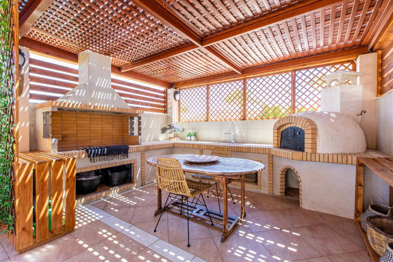 Villa Gold Crest In Drapanias Beach, Nopigia *